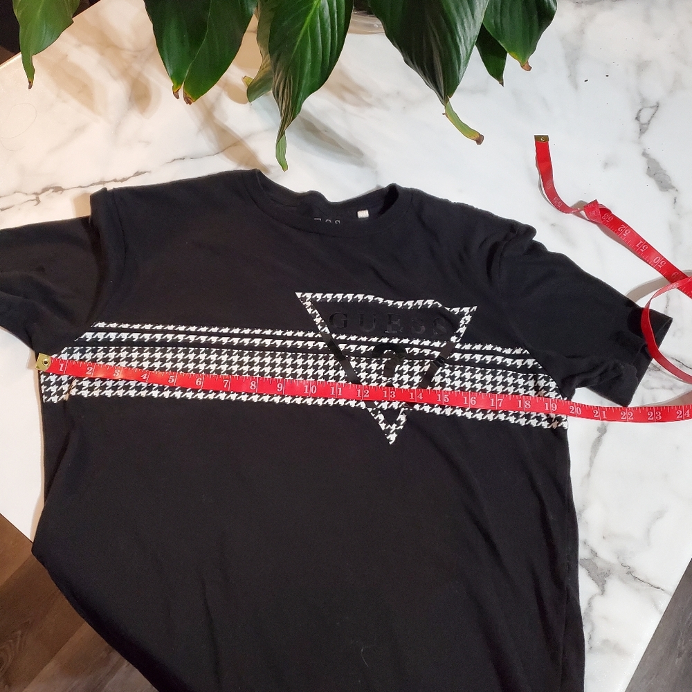 GUESS Men's Black & White Short Sleeve T-Shirt size M - Picture 3 of 11